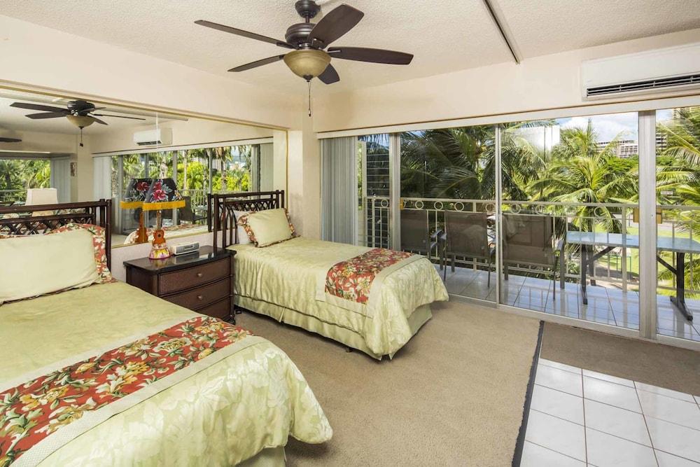 Castle Waikiki Shore Honolulu Extérieur photo