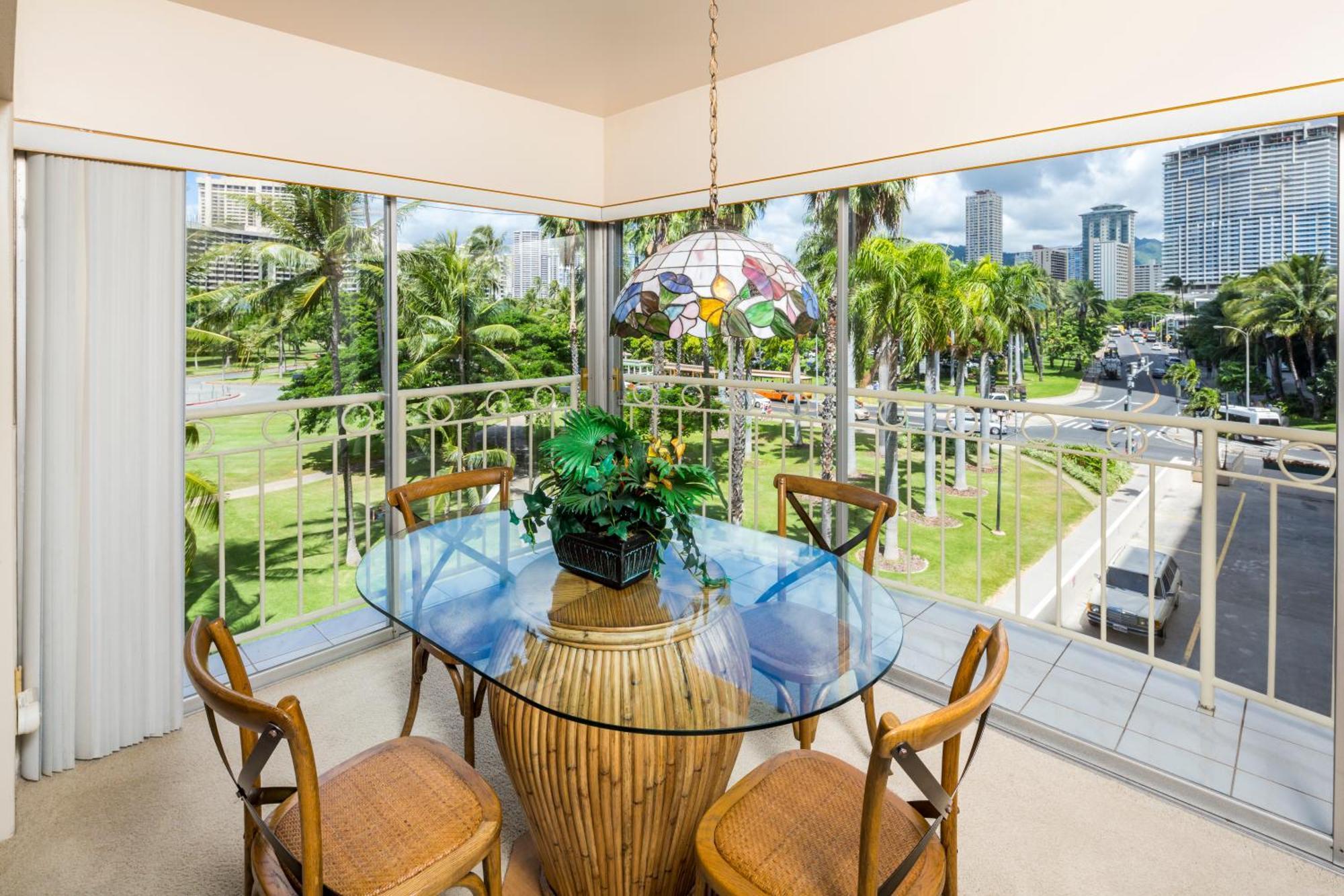 Castle Waikiki Shore Honolulu Extérieur photo