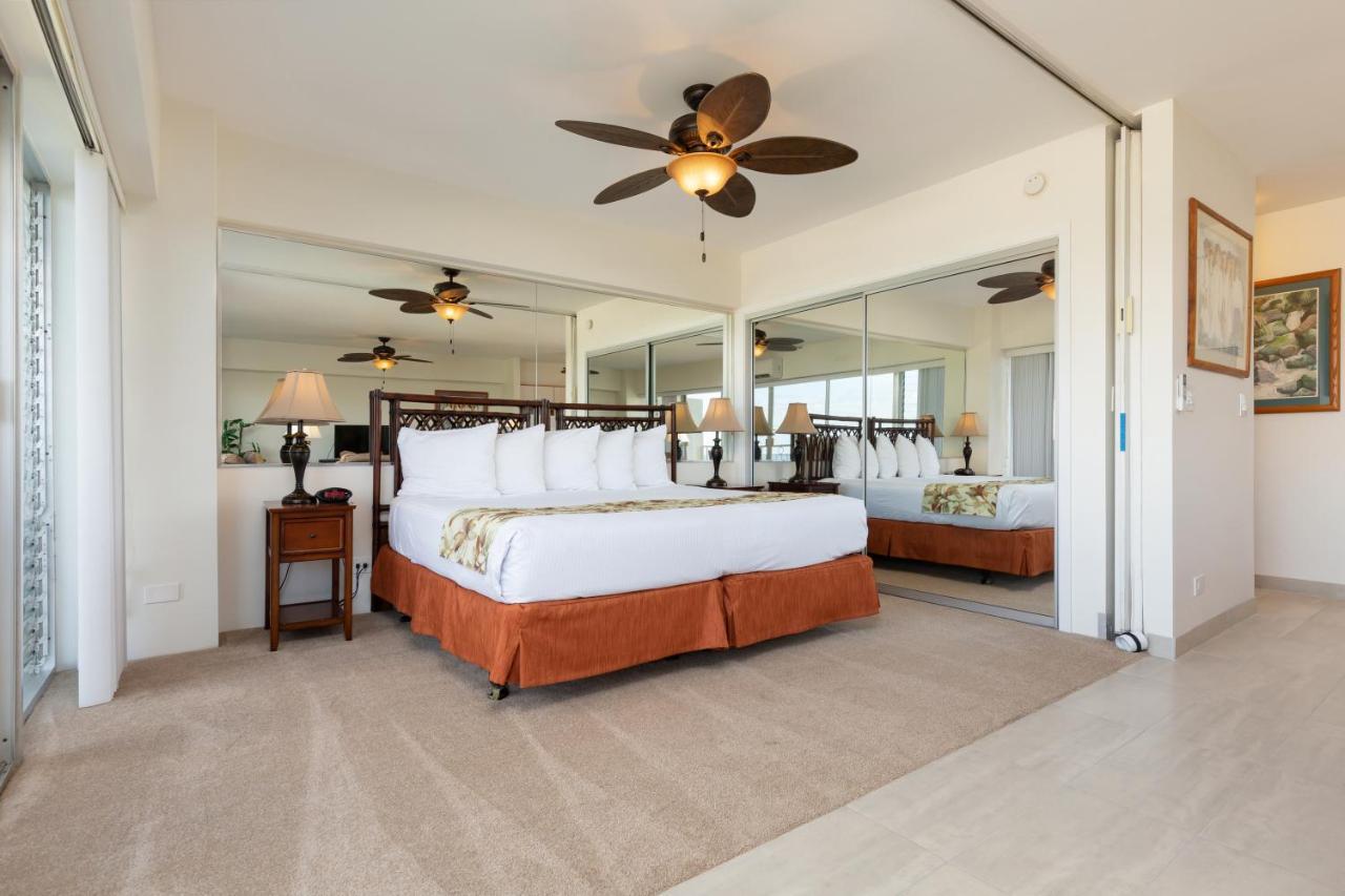 Castle Waikiki Shore Honolulu Extérieur photo